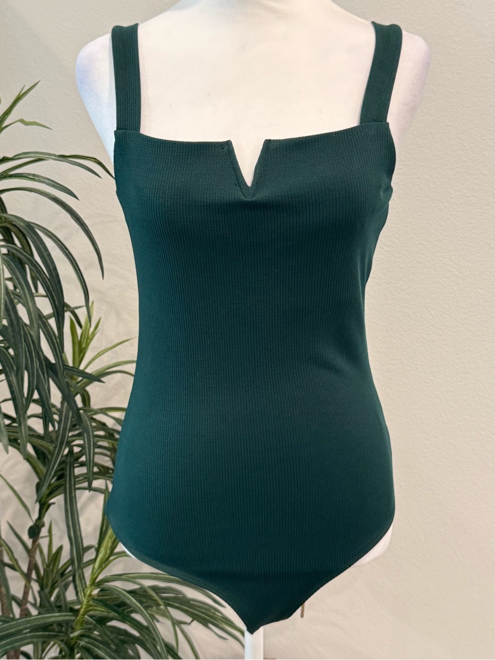 TCEC Dark Green One Piece Bodysuit Ribbed Stretch Sleeveless Snaps M